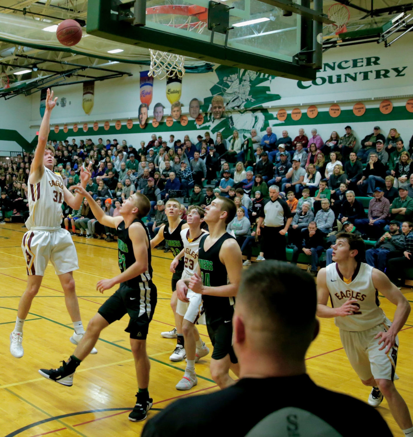 Section 1AA boys basketball...Dover-Eyota upsets LaCrescent-Hokah in overtime thriller